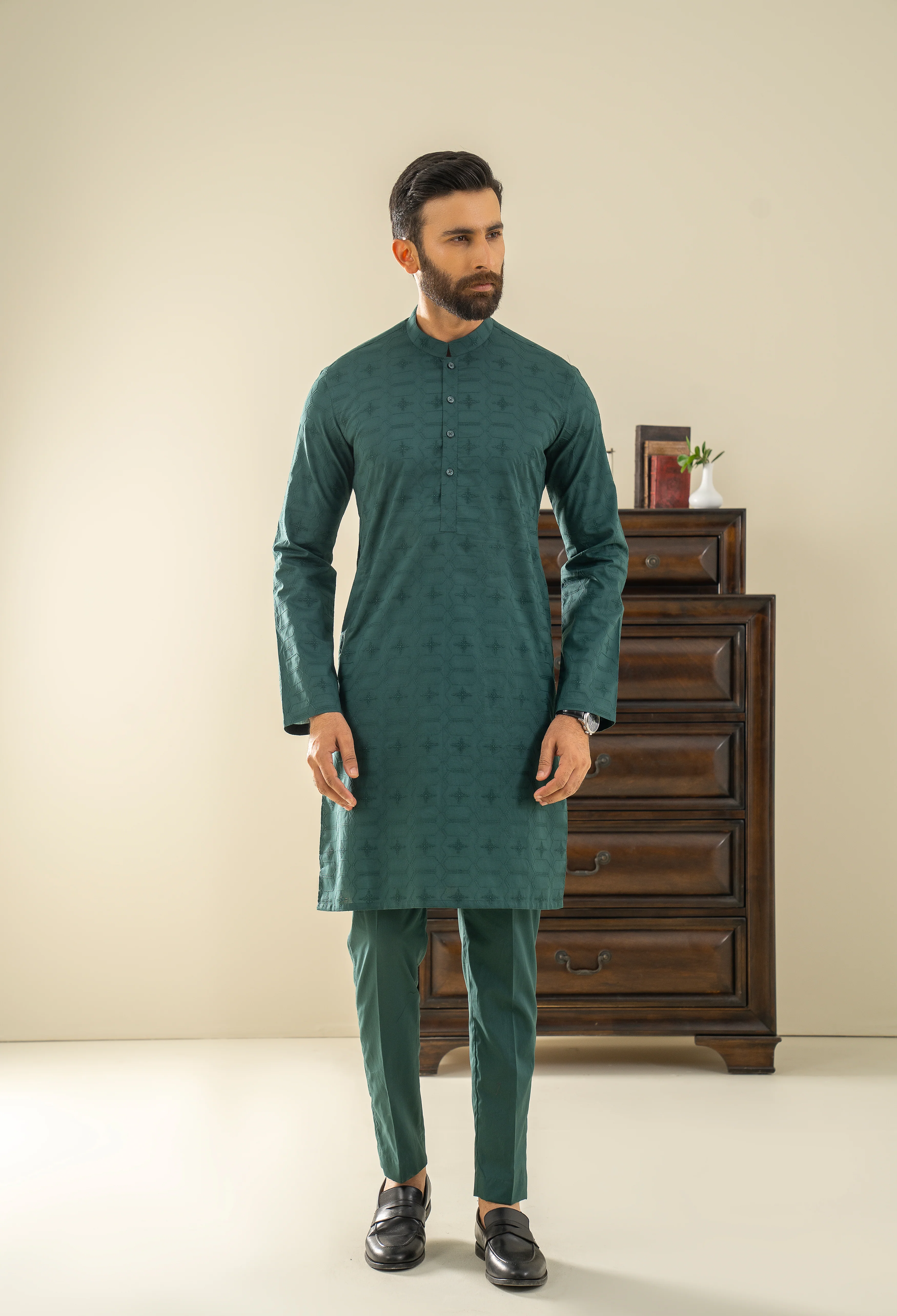 Arabian Green Embroidered Cotton Kurta Pajama - Image 5