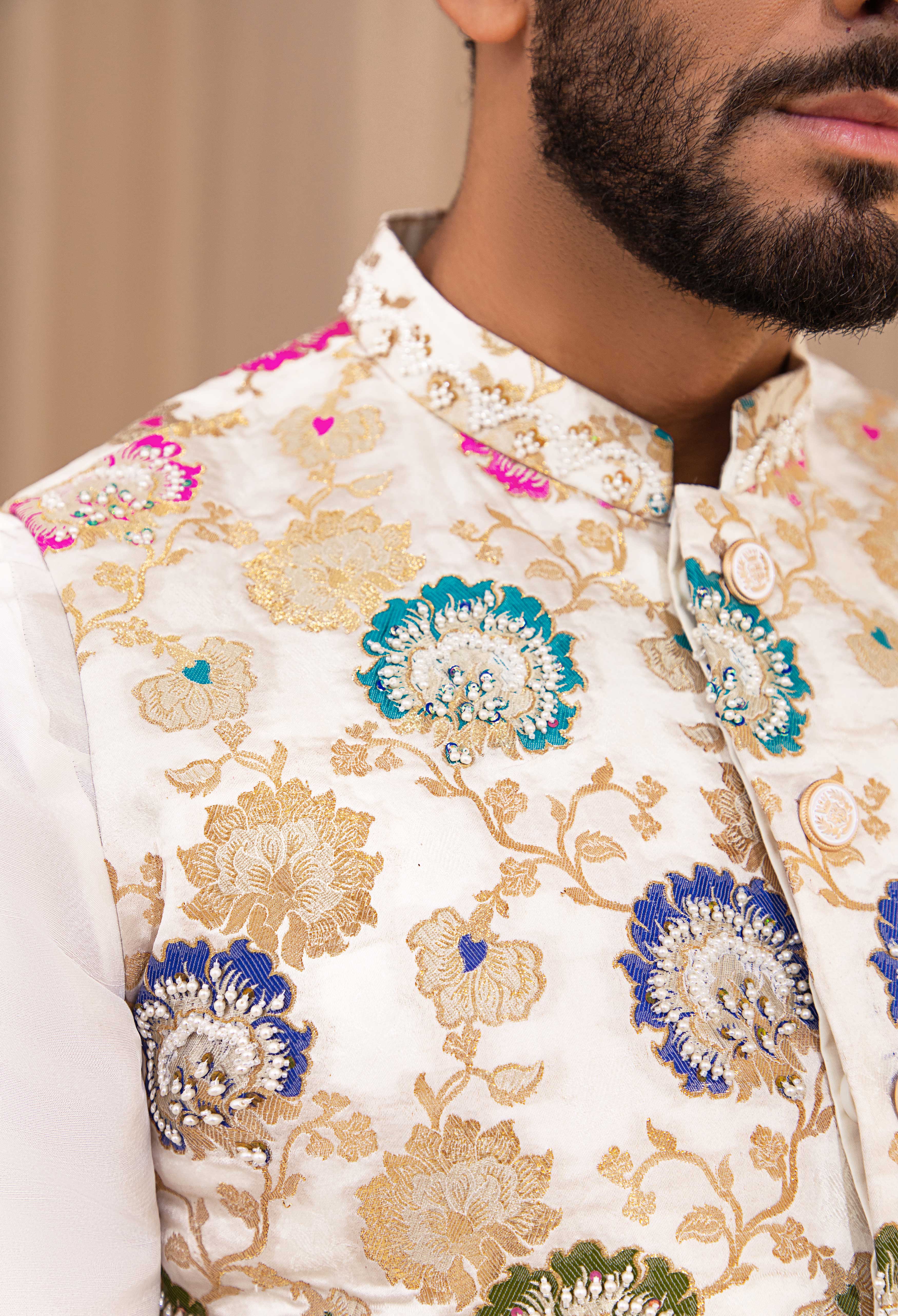 Bahar e Nau Waistcoat - Image 4