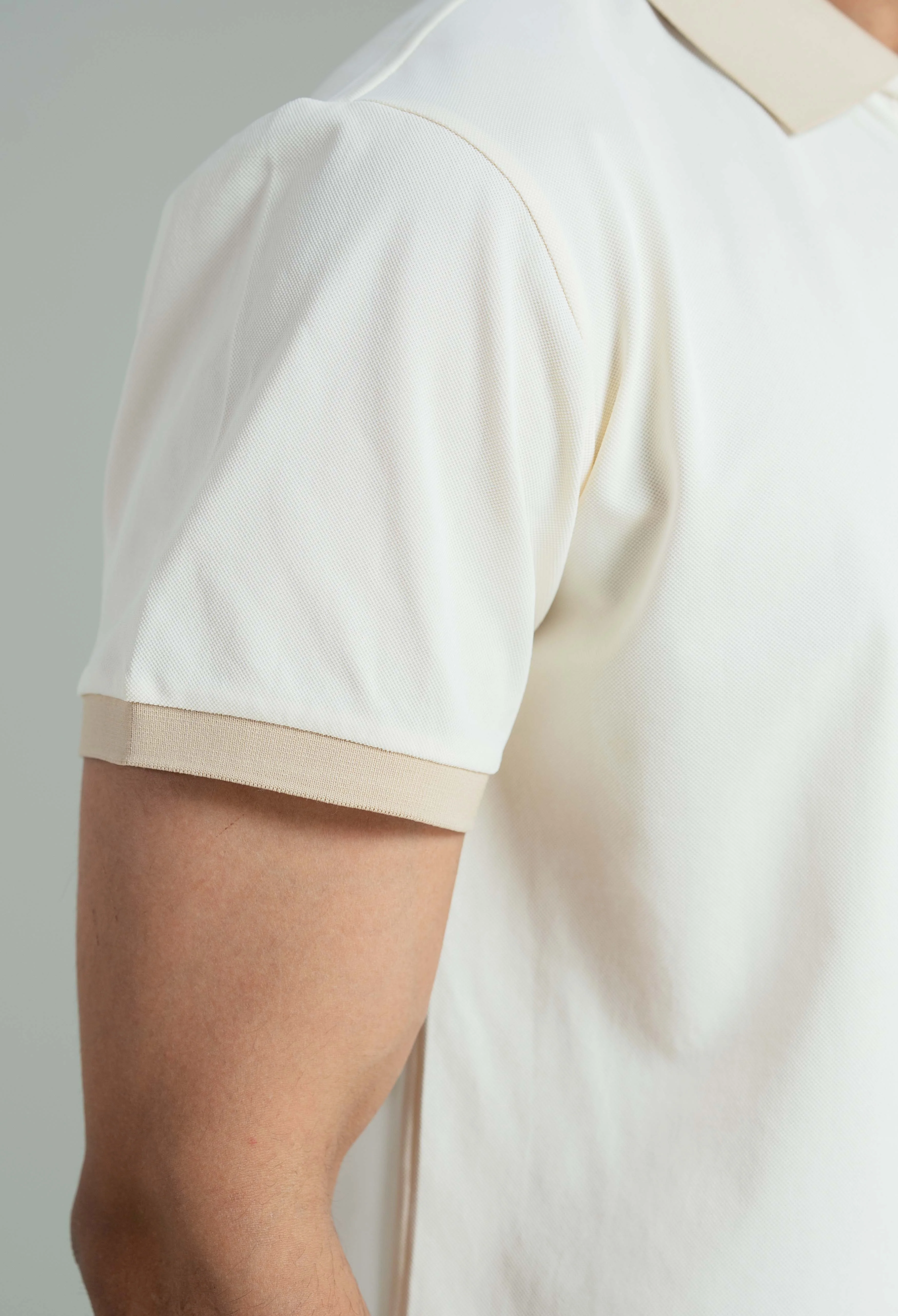 Butter Cream Contrast Collar Polo - Image 3