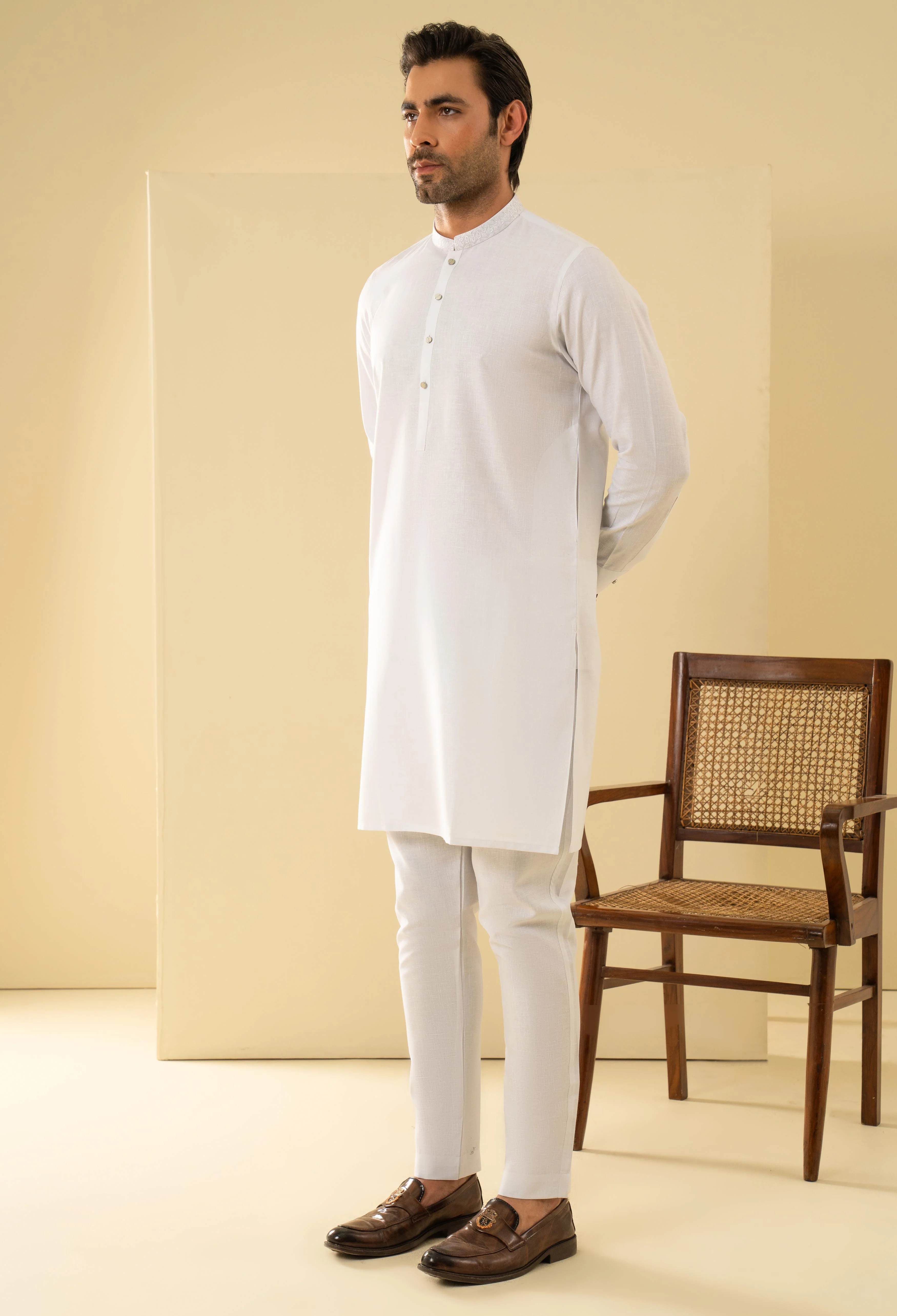 Linen White Embroidered Kurta Pajama - Image 4