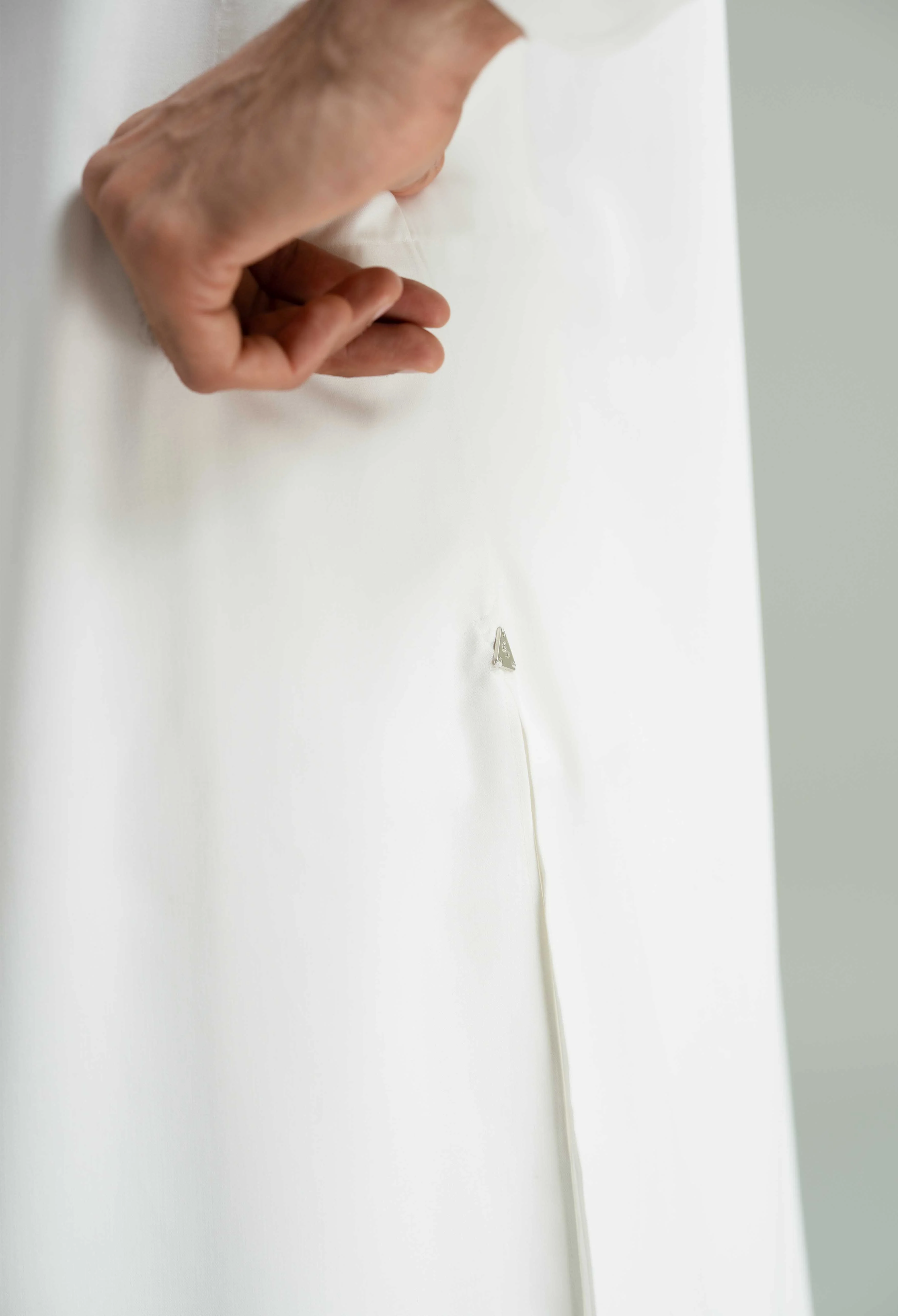 Off White Blended Kameez Shalwar - Image 4