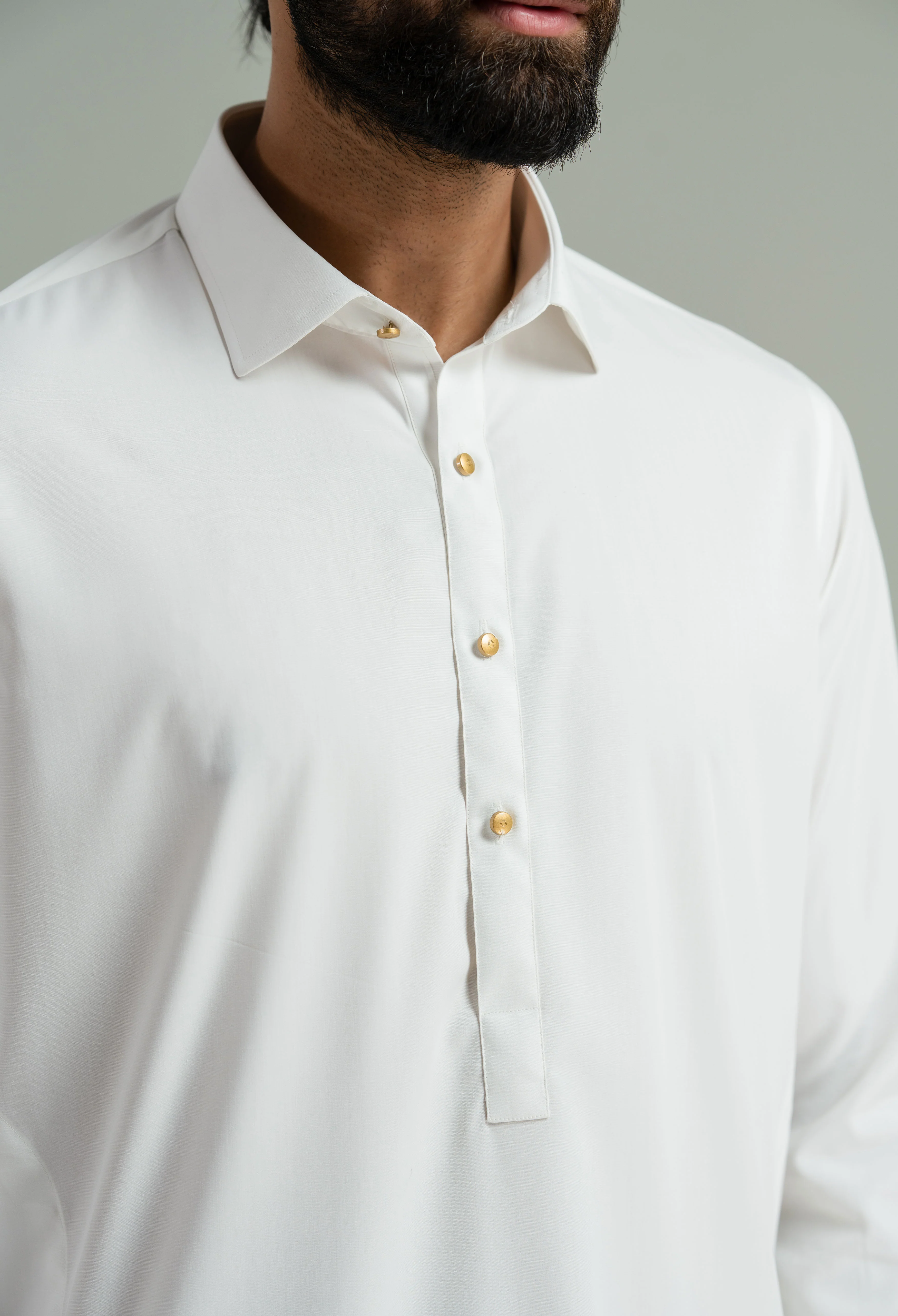 Off White Detailing Kameez Shalwar - Image 2